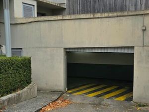 Location place de parking fermée