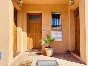 TOULON - LA LOUBIERE - T2 de 42m2 avec parking  dans résiden