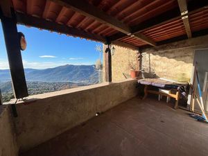 Appartement F4 + terrasse avec vue dégagée
