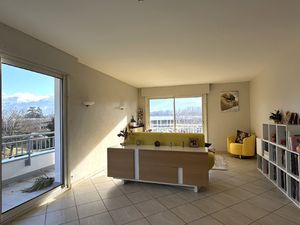 Location Appartement 3 pièces 89m² MEYLAN 38240