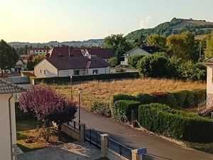 Appartement avec balcon et garage