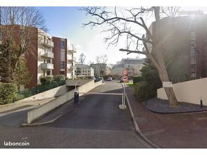 ◊ Place de parking sécurisée – 2 min de la gare Vernouillet-Verneuil