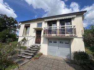 Vente maison 4 pièces 70 m² Bourganeuf (23400)