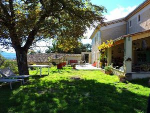 Maison de luxe de 5 chambres en vente à Lurs  France