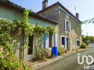 Vente Maison aux Pins (16260) : à vendre / 130m² Les Pins