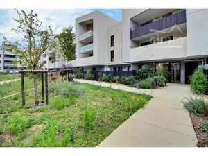 Vente garage 15 m² Saint-Jean-de-Védas (34430)