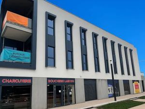 PERONNAS CENTRE - BUREAUX NEUFS A LOUER AVEC PARKINGS