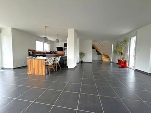 Vente maison 4 pièces 142 m² à Allennes-les-Marais (59251)  440 000 €