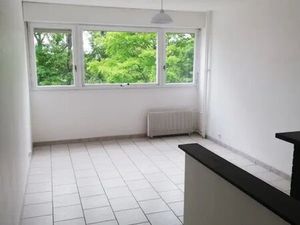 Location appartement 1 pièce 26 m² à Melun (77000)