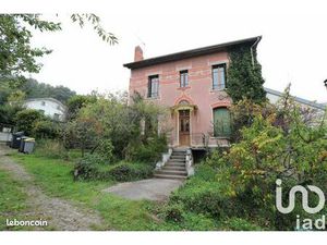 Maison 11 pièces 220 m²