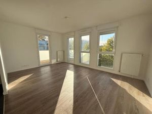 Location appartement 3 pièces 61 m² à Thorigny-sur-Marne (77400)  1 200 €