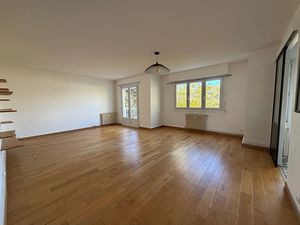 Location appartement 3 pièces 79.1 m² à Aytre (17440)  1 250 €
