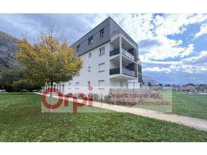 Appartement Saint-Martin-d'Hères 64 m² T-3 à vendre  219 000 €