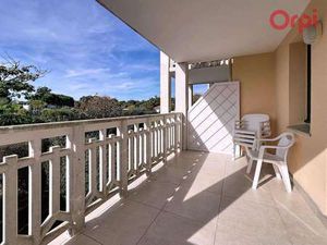 Vente Appartement 3 pièces à Talmont-Saint-Hilaire (85440) : à vendre 3 pièces / 36m² Talm