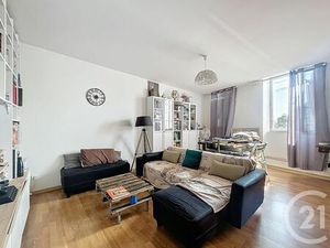 Appartement F3 à louer - 3 pièces - 83 m2 - St Pourcain Sur Sioule - 03 - AUVERGNE