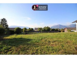 Terrain viabilisé Montagnole 722 m2