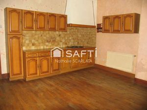 Vente maison 5 pièces 92 m² à Sedan (08200)  72 500 €