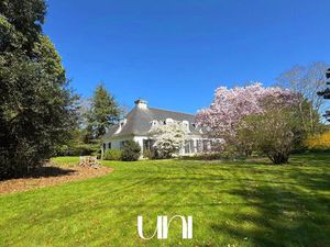 Magnifique bâtisse T8 de 318 m² sur 1 hectare  située au Nord de CAEN !