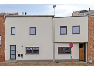 Energiezuinig  recent gerenoveerd duplex-appartement met één slaapkamer in het hart van He