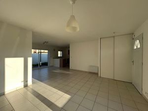Location maison 4 pièces 82 m² à Étaules (17750)
