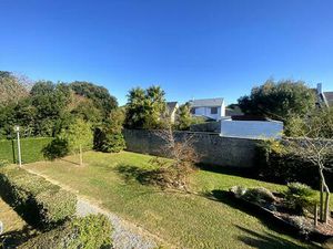 LE POULIGUEN PROCHE CÖTE SAUVAGE - Beau Studio avec terrasse et stationnement . Immeuble e