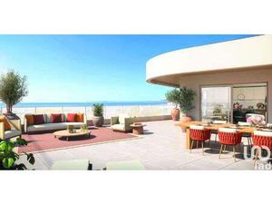 Vente Appartement 4 pièces Bord de Mer à Saint-Laurent-du-Var (06700) : à vendre 4 pièces 