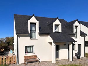 Vente maison 8 pièces 140 m² à Douarnenez (29100)  389 900 €