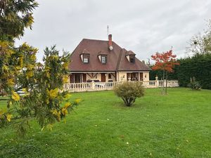 Vente maison 5 pièces 176.21 m² à Toulon-sur-Allier (03400)  378 000 €