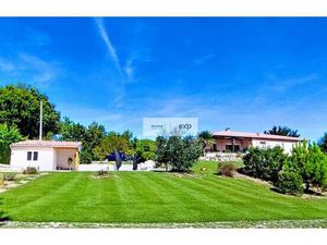 Vente maison 5 pièces 130 m² Castelnau-Montratier (46170)