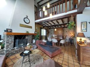 Vente villa 9 pièces 205 m² à Saint-Benoît-des-Ondes (35114)  493 500 €