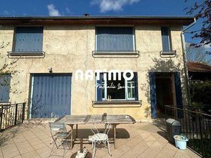 Maison de campagne avec dépendances et terrain