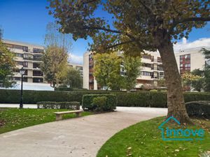 Vente appartement 1 pièce 26 m² à Le Chesnay-Rocquencourt (78150)  NaN €