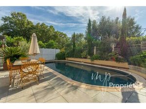 Maison de luxe à vendre à la La Môle