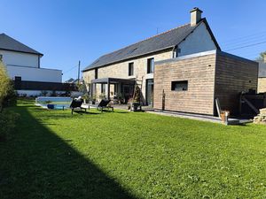 LBAISSE DE PRIX Superbe longère rénovée T7- 176 m2- 12 min