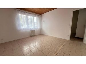 Vente appartement 2 pièces 33.46 m² à Saint-Germain-en-Laye (78100)  210 000 €