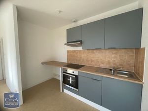Location appartement 2 pièces 43 m² à Niort (79000)