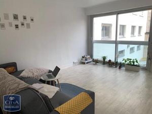 Location appartement 2 pièces 46 m² à Niort (79000)
