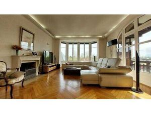 Local d'activités à vendre