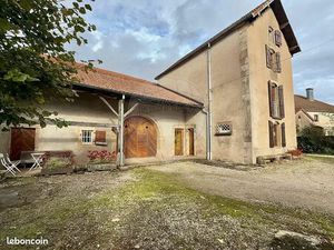 Maison 8 pièces 161 m²