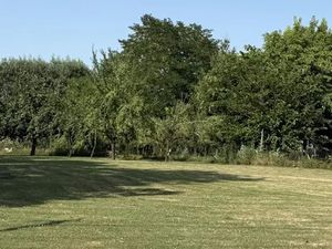 Vente terrain 2500 m² à Louchats (33125)  90 000 €