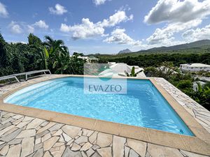 Villa 240m2 sur 2 niveaux - 4 chambres - Piscine - SAINTE-LU