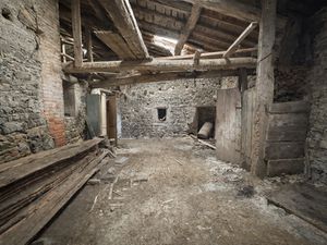 Vente maison 1 pièce 230 m² à Savigny (69210)  199 000 €