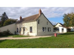 Maison de charme au cœur d’un joli village (27)