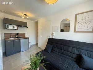 Studio 1 pièce 18 m²
