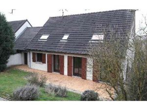 Location maison  m² T-7 à Vaux-le-Pénil  1 631 €