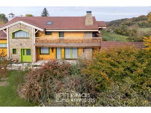 Chalet lumineux et modulable  un esprit scandinave au coeur du Doubs