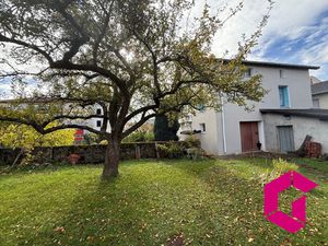 EXCLUSIVITE GTI ! Maison de ville avec garage + terrain avec acc