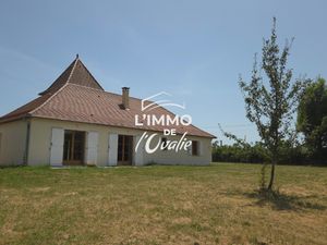 Maison plain pied proche Beaulieu Sur Dordogne 5 pièce(s) 127 m2