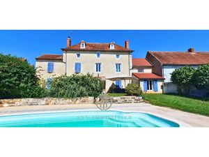 Vente maison 7 pièces 191 m² à Gannat (03800)  219 000 €