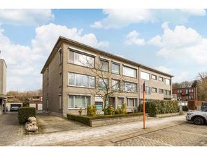 mooi appartement met terras en veel lichtinval met 2/3 slaapkamers